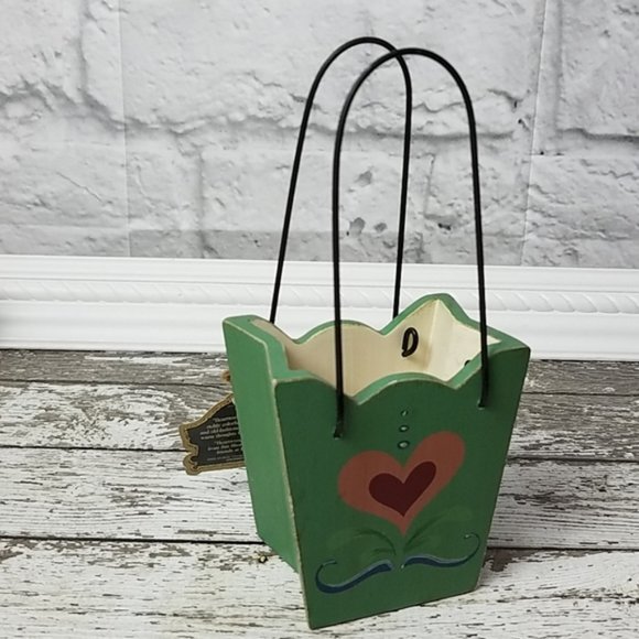 Rare Vintage heartwood creek basket by Jim Shore - Picture 2 of 4